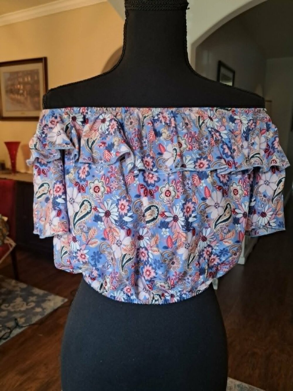Colorful Floral Ruffle Top M/L - Picture 7 of 9